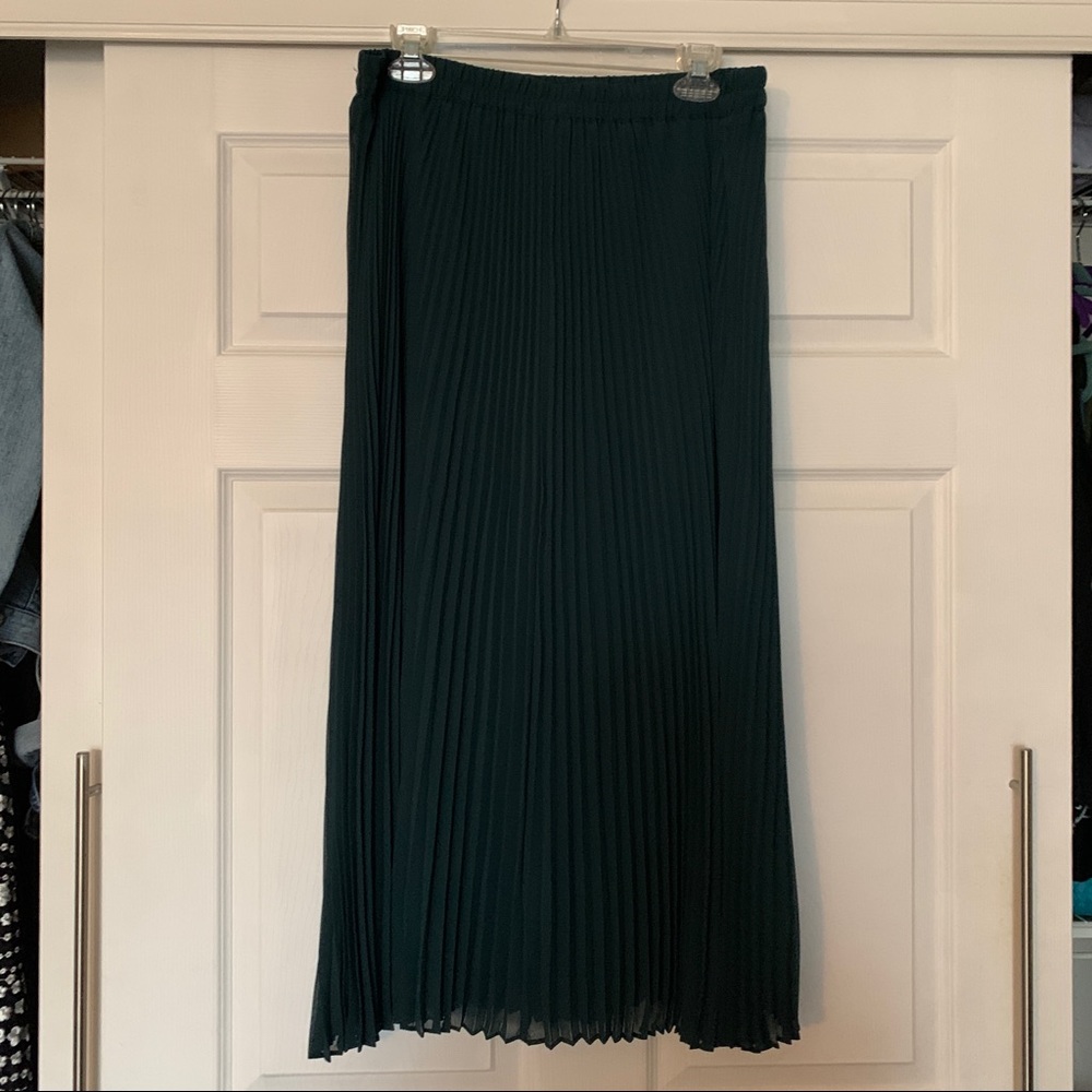 Green Loft Skirt